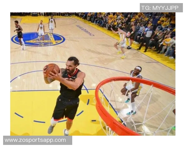 谢泼德赞阿门后场搭档能力出众攻筐威胁吸引防守注意力